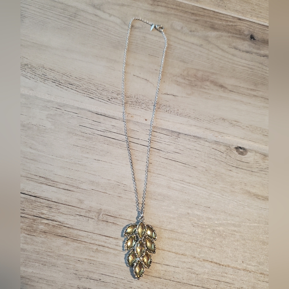 Vtg Avon Signed NRT Art Deco Green Jewel Necklace 16 Inch Silver Leaf Estate